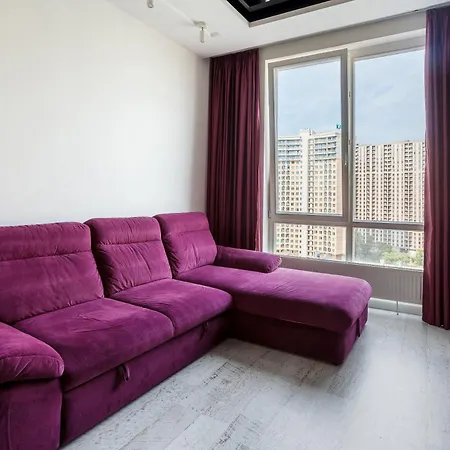 Rainbow Arkadia Apartment *