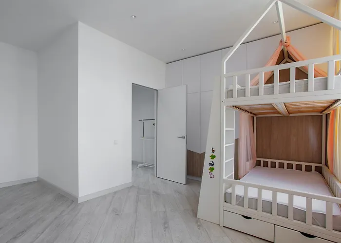 Rainbow Arkadia Apartment